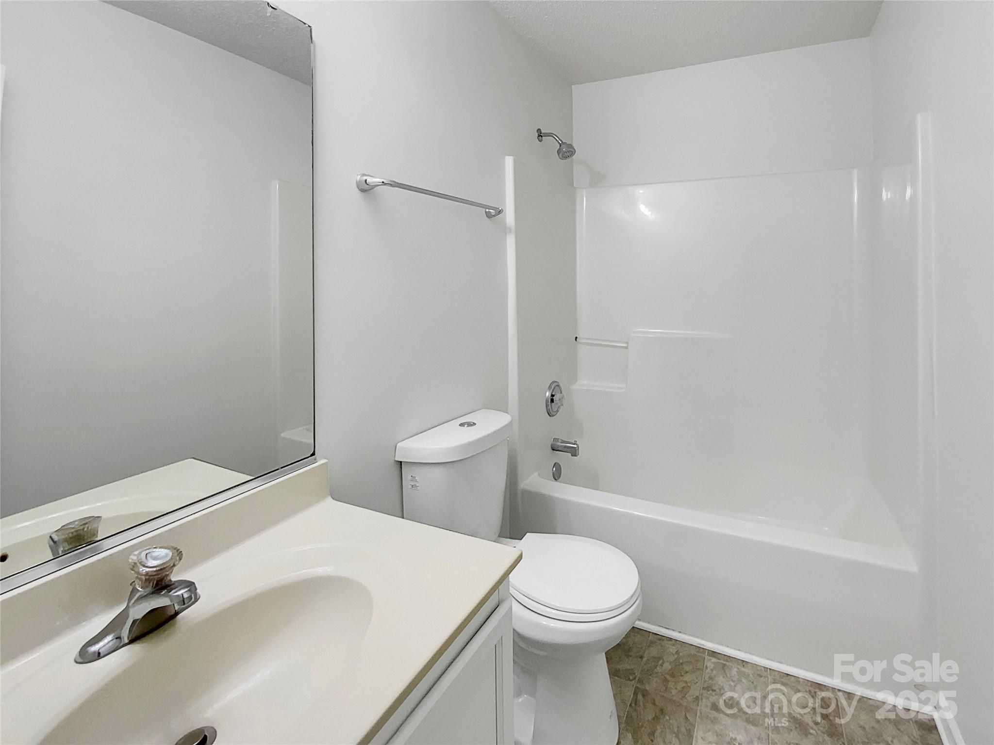 811 Reigate Road Charlotte, NC 28262 - Photo 7 of 22 Gallery Image 7