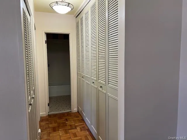 $2,300 | 6 Glen Hollow Drive, Unit A34, Holtsville, NY 11742