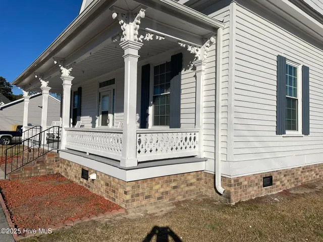 $237,500 | 405 East Center Street, Black Creek, NC 27813