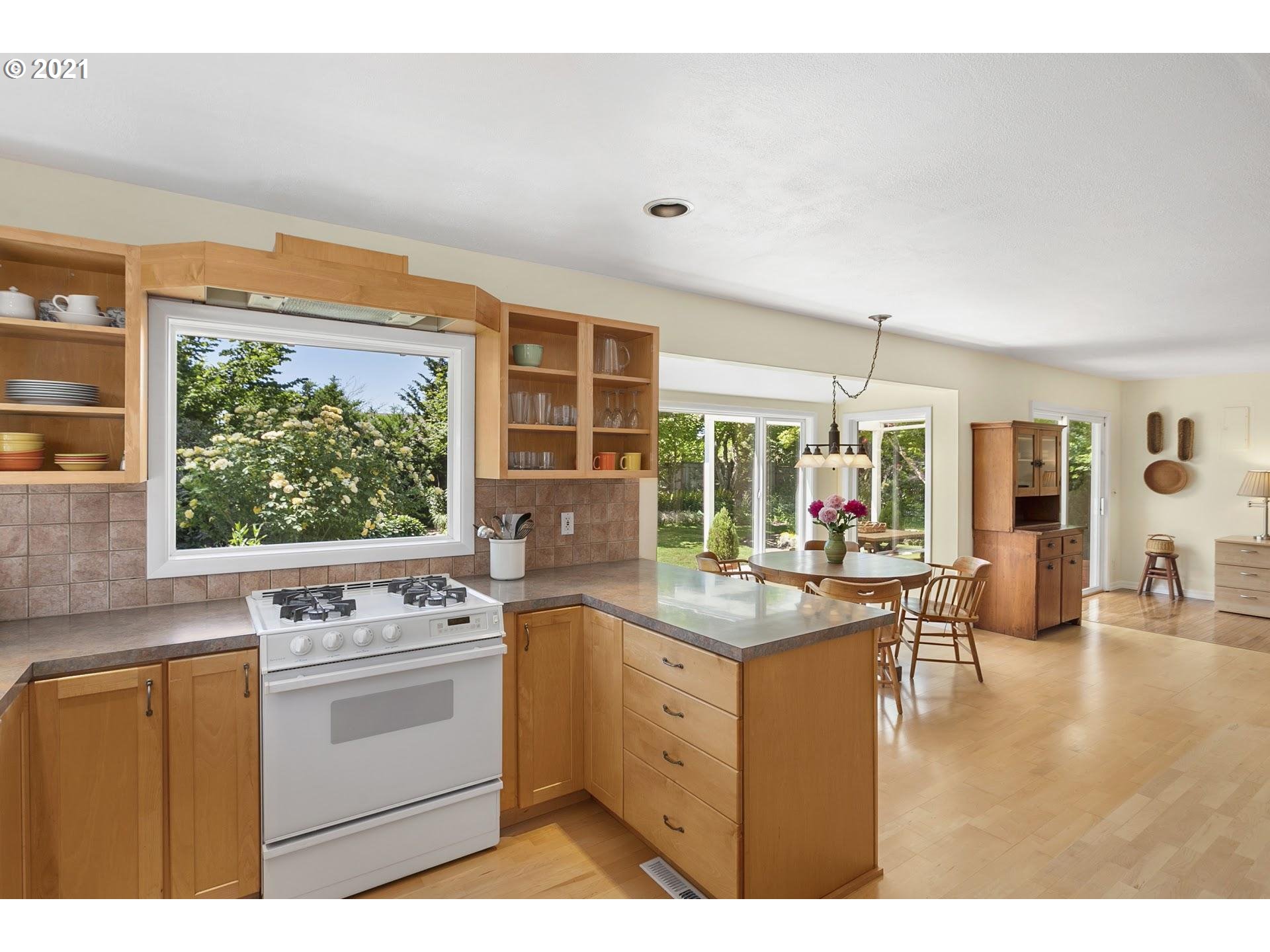 11250 Northwest Rainmont Road Portland, OR 97229 - Photo 14 of 32 Gallery Image 14