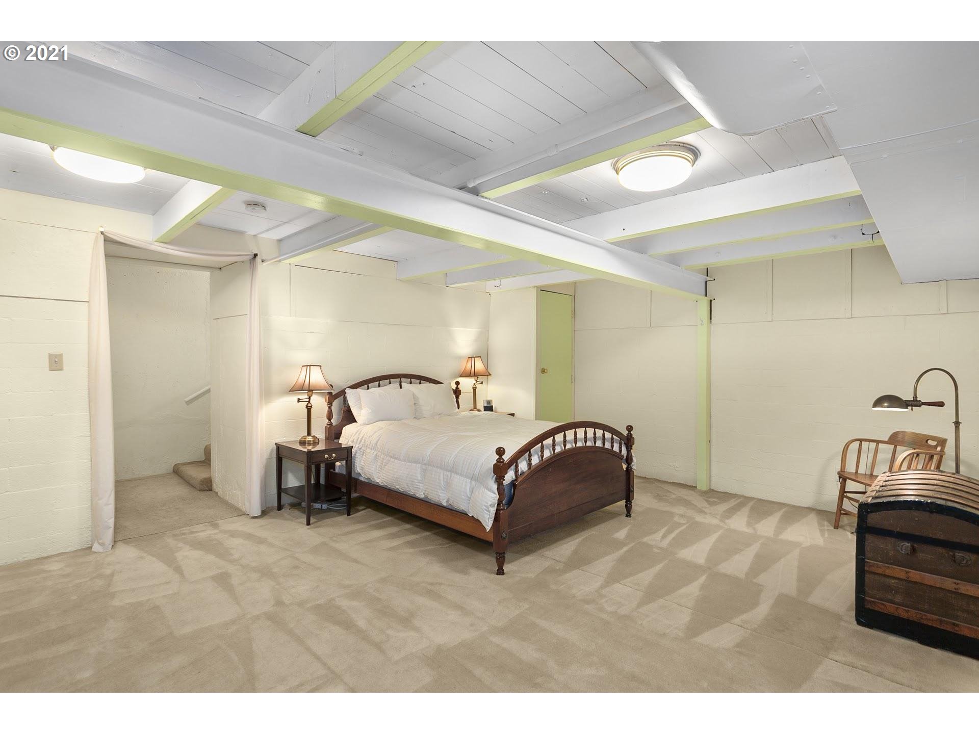 11250 Northwest Rainmont Road Portland, OR 97229 - Photo 27 of 32 Gallery Image 27