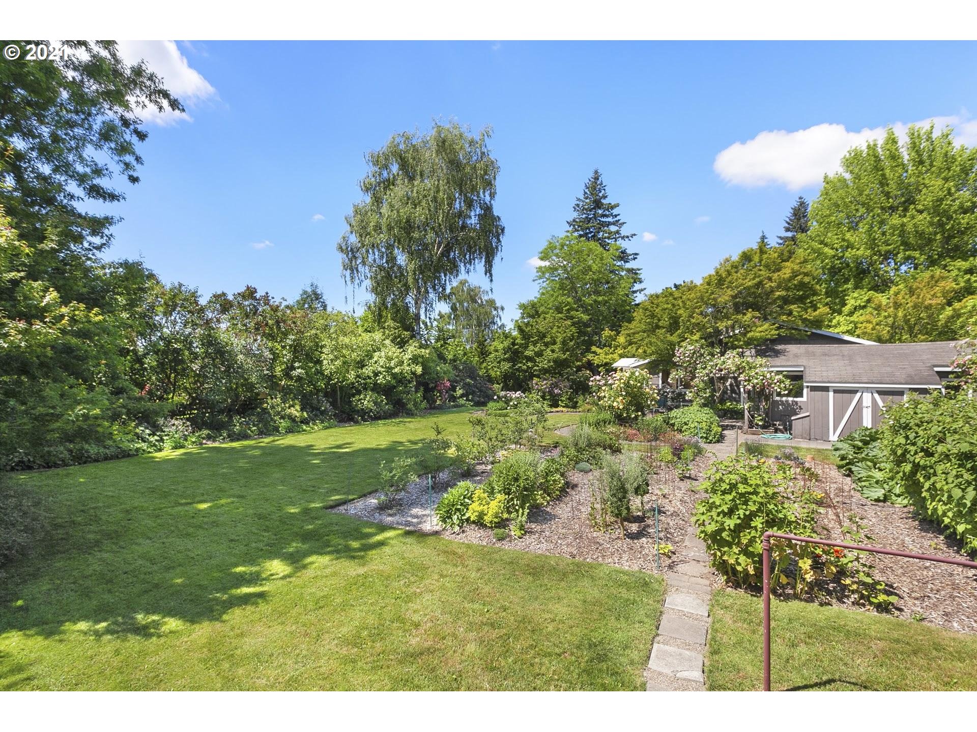 11250 Northwest Rainmont Road Portland, OR 97229 - Photo 29 of 32 Gallery Image 29