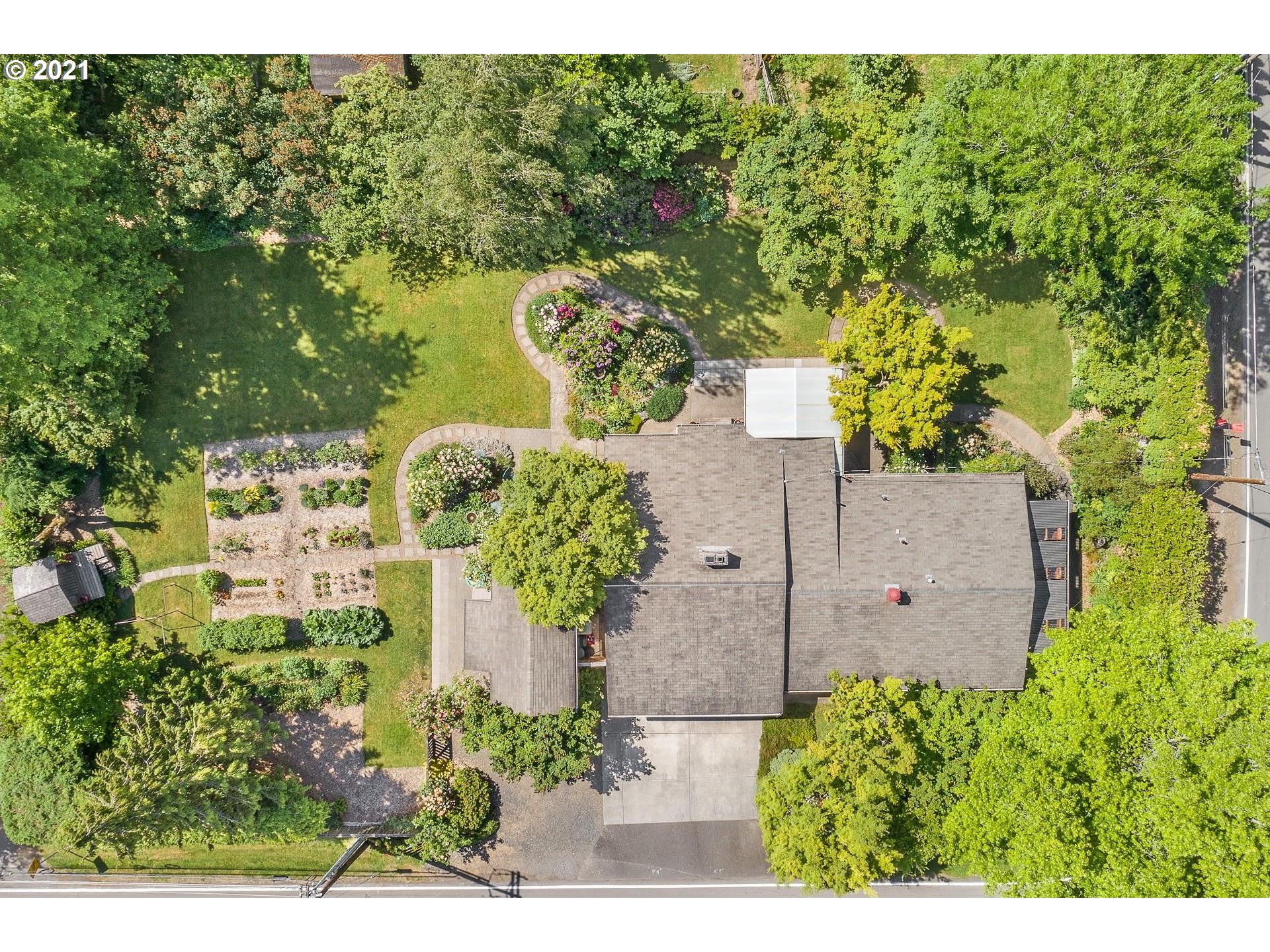11250 Northwest Rainmont Road Portland, OR 97229 - Photo 3 of 32 Gallery Image 3