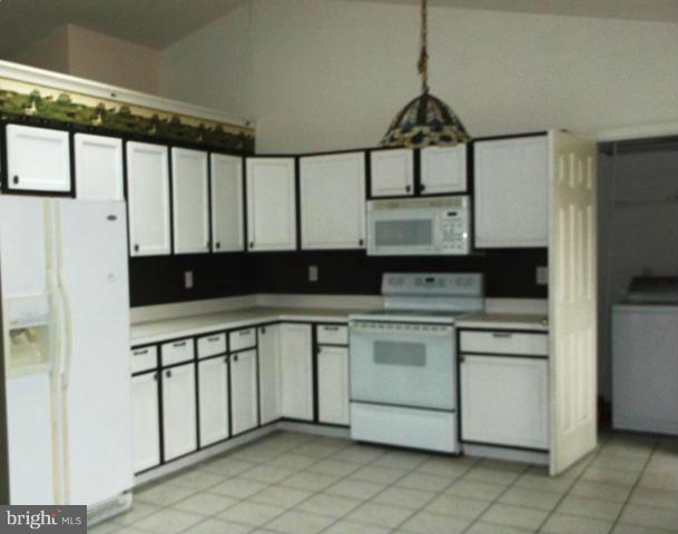 23637 Randall Drive Ridgely, MD 21660 - Photo 2 of 5 Interior (General)