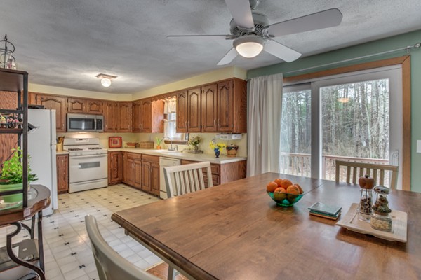 74 South Harbor Road Townsend, MA 01469 - Photo 11 of 30 Gallery Image 11