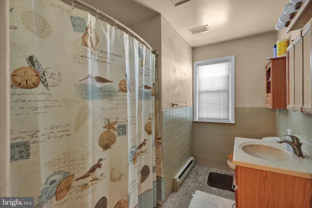 $299,500 | 1072 Grandell Avenue, Reading, PA 19605