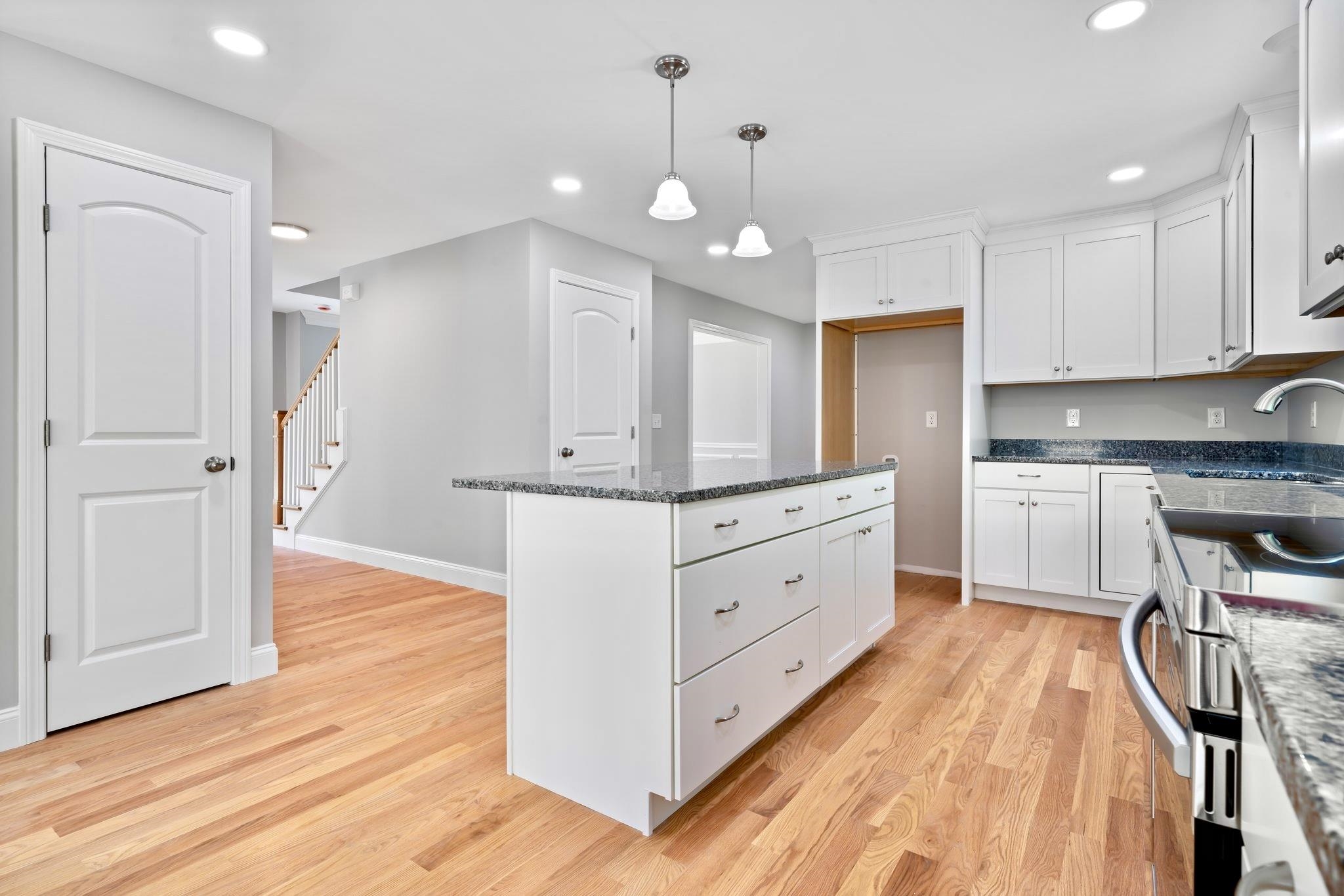 4 Lorelai Way Nashua, NH 03062 - Photo 14 of 18