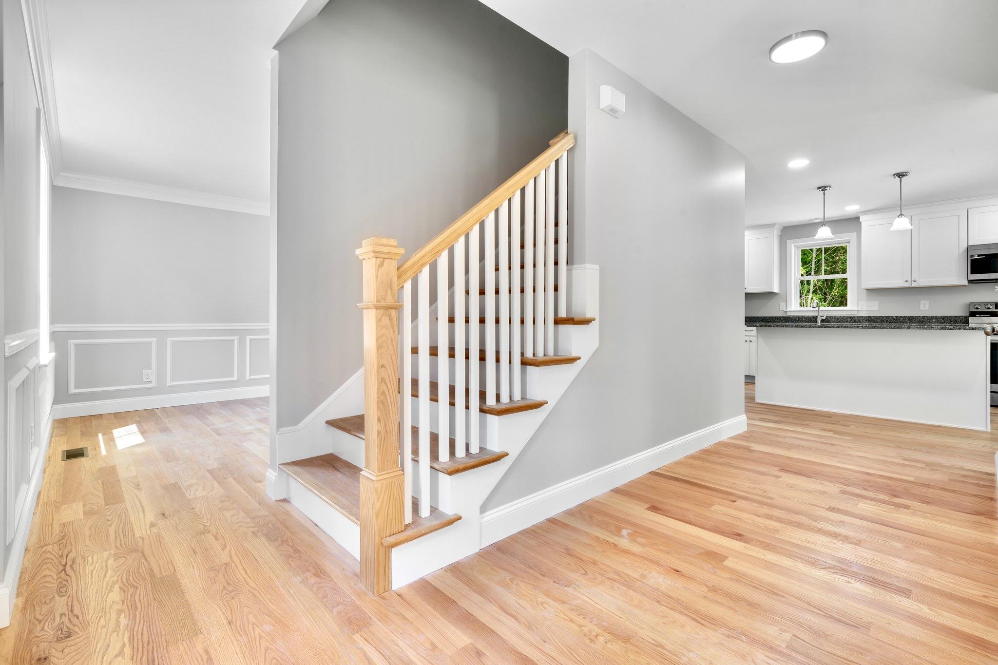 4 Lorelai Way Nashua, NH 03062 - Photo 6 of 18