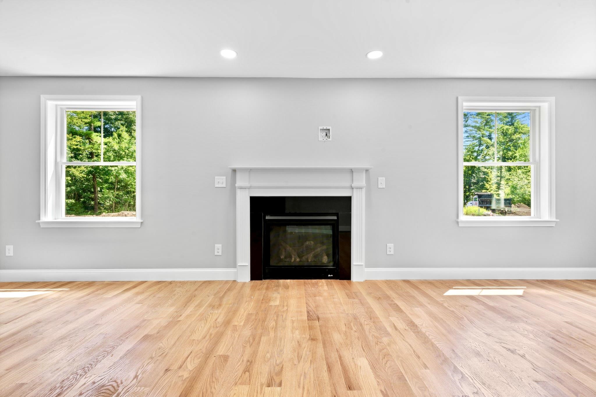 4 Lorelai Way Nashua, NH 03062 - Photo 8 of 18