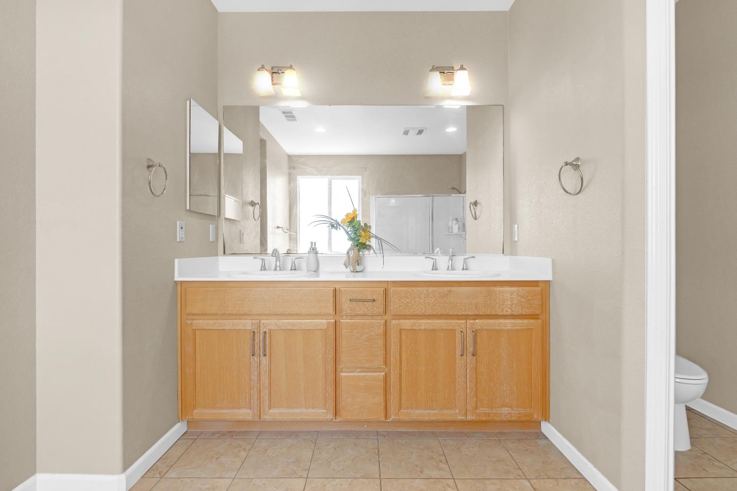 1672 Roma Drive Pittsburg, CA 94565 - Photo 25 of 52
