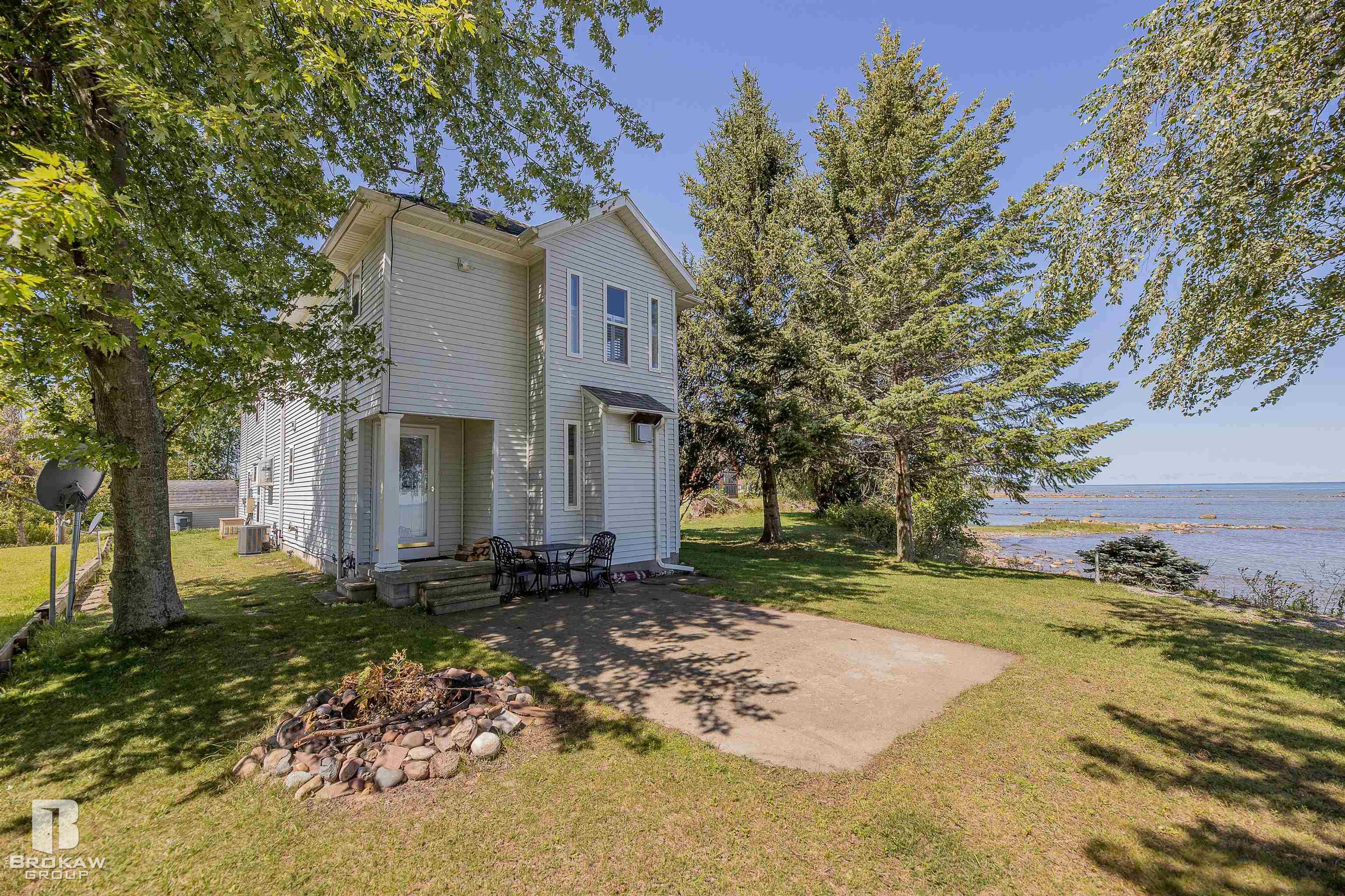 6016 Beach Road Port Hope, MI 48468 - Photo 3 of 73