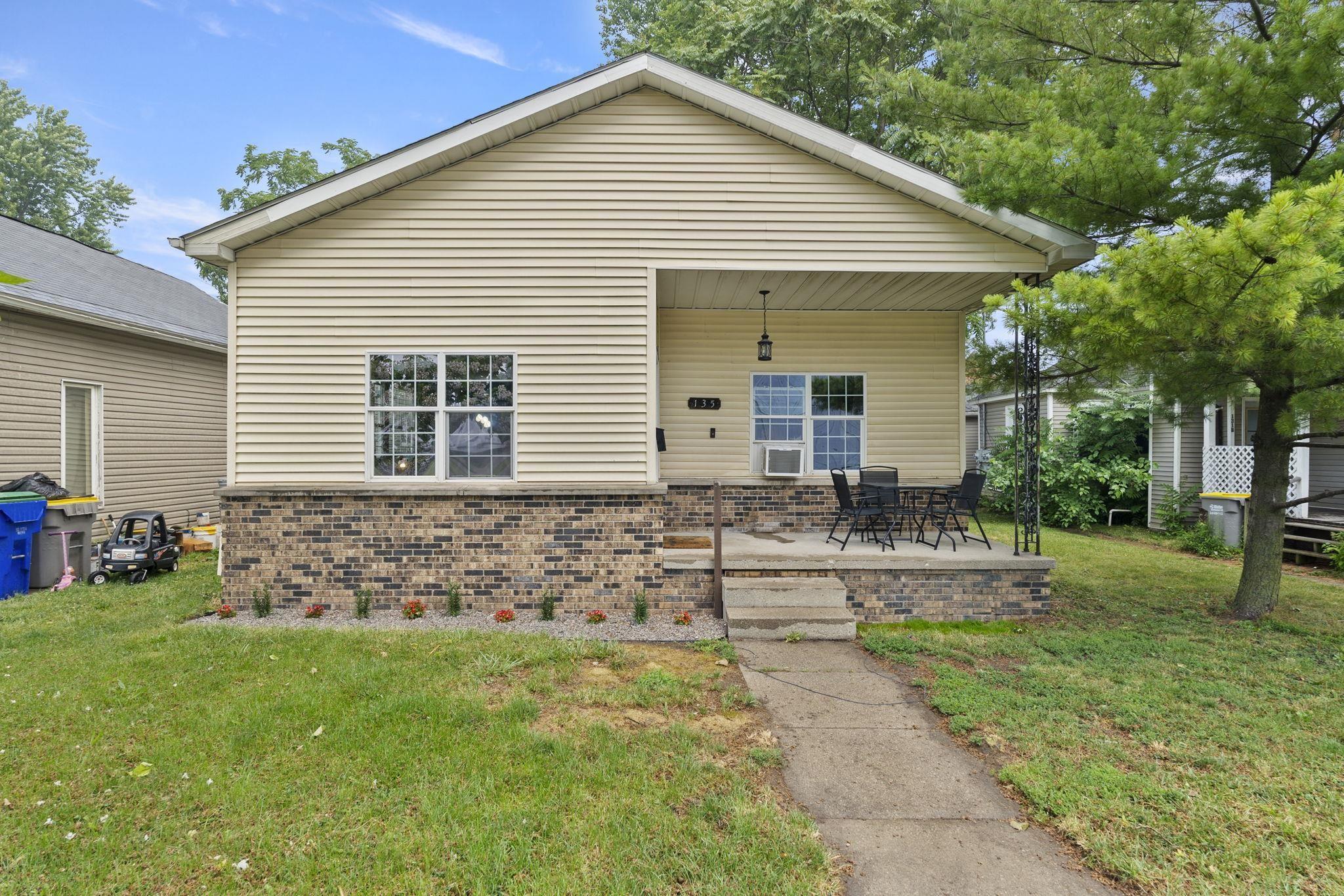 135 Depot Street Butler, IN 46721 - Photo 3 of 28