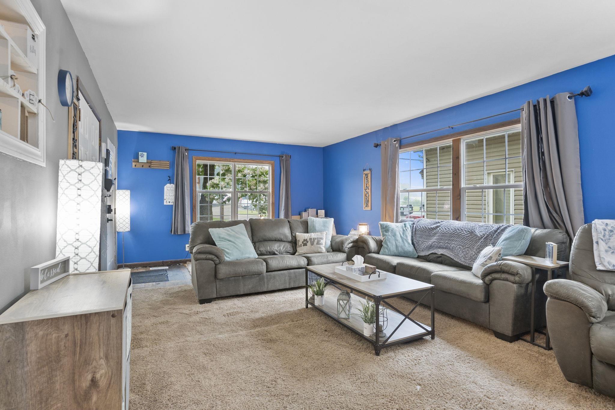 135 Depot Street Butler, IN 46721 - Photo 8 of 28