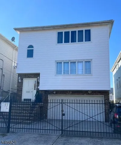 $1,100,000 | 111 Pennington Street, Newark, NJ 07105