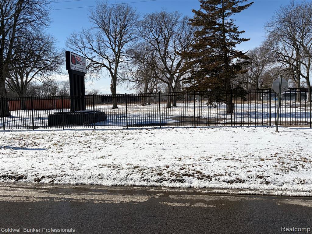 2701 Branch Road Flint, MI 48506 - Photo 6 of 6