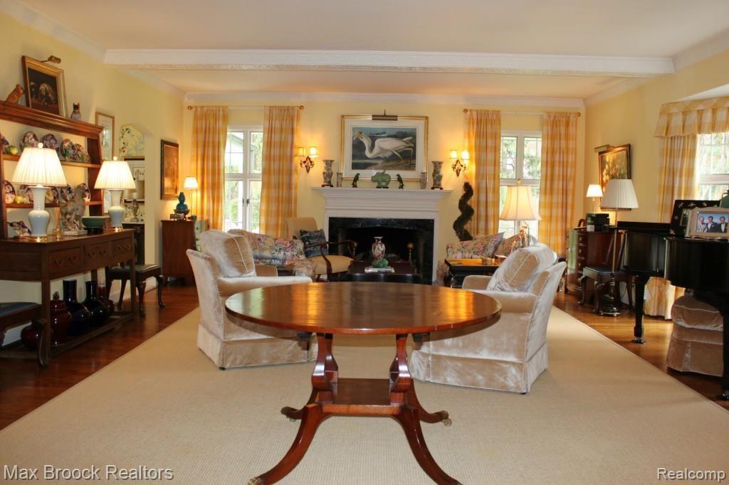 4875 Charing Cross Road Bloomfield Hills, MI 48304 - Photo 4 of 45