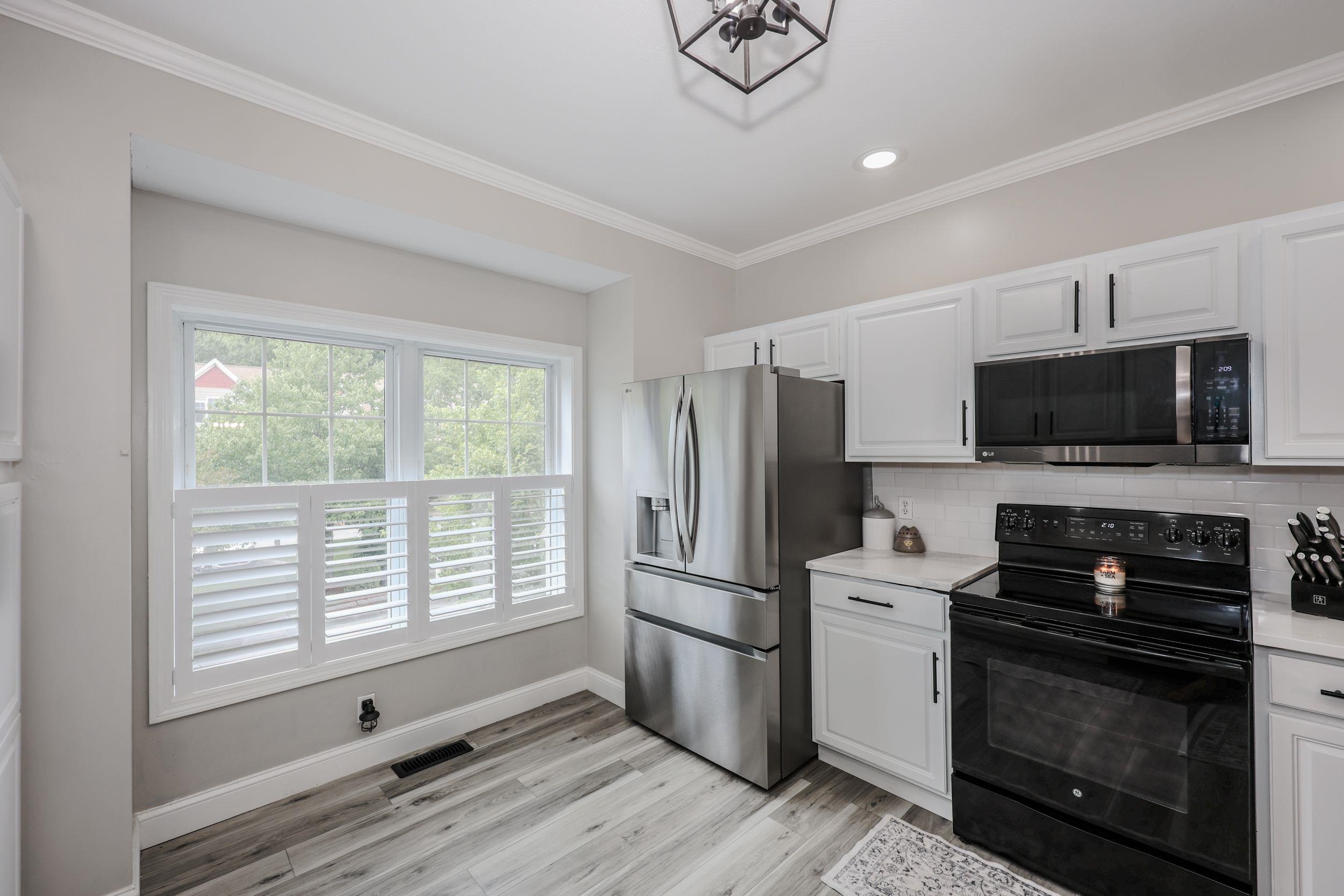 23 Hackett Hill Road, Unit 41 Manchester, NH 03102 - Photo 8 of 41