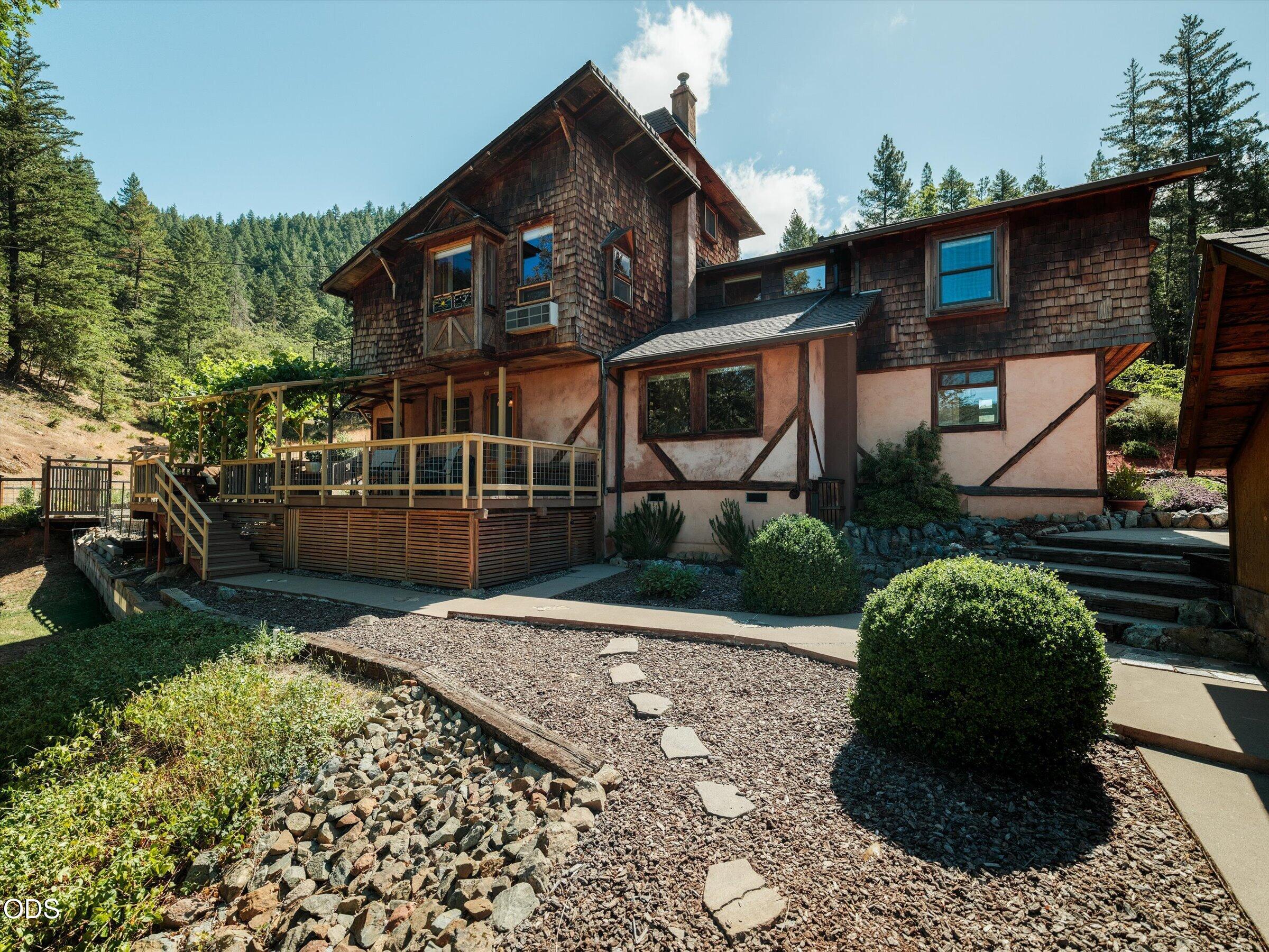 2603 Winona Road Grants Pass, OR 97526 - Photo 47 of 70