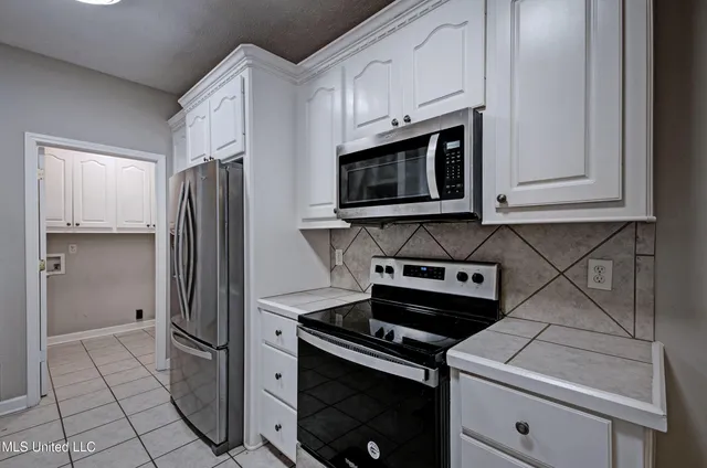 $243,000 | 2017 Rolling Hill Drive, Brandon, MS 39042