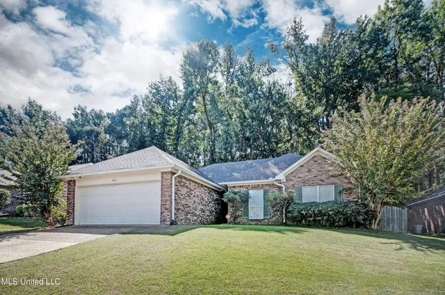 $243,000 | 2017 Rolling Hill Drive, Brandon, MS 39042