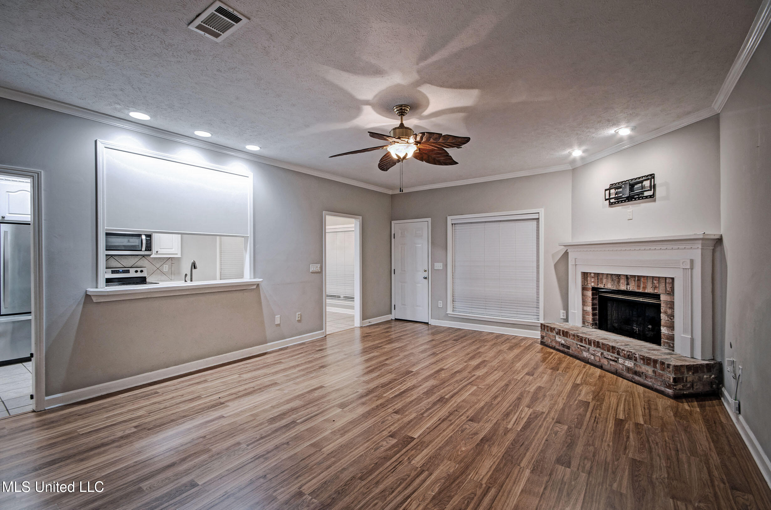 2017 Rolling Hill Drive Brandon, MS 39042 - Photo 9 of 26 IMGP5952_3_4