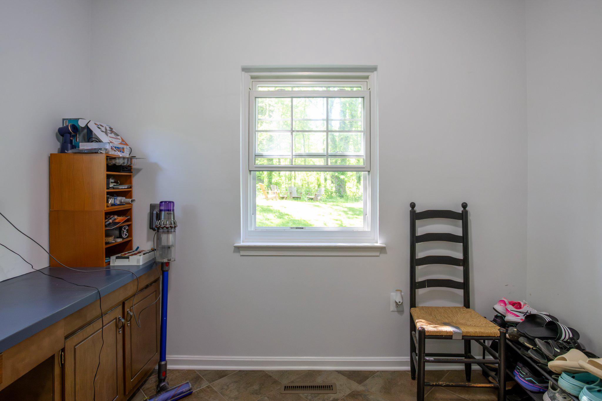 14815 Hanover Pike Upperco, MD 21155 - Photo 26 of 29 Mudroom/Utility Space off of Laundry Room