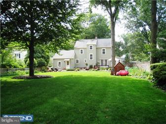 3 Effingham Road Yardley, PA 19067 - Photo 11 of 12 Exterior Back