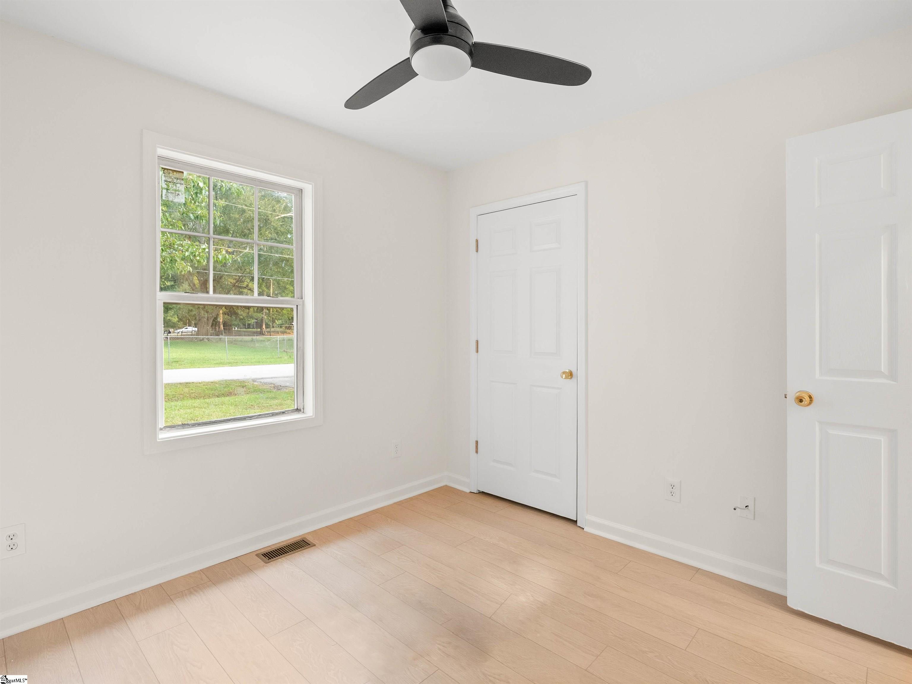 109 Laurens Court Fountain Inn, SC 29644 - Photo 14 of 17