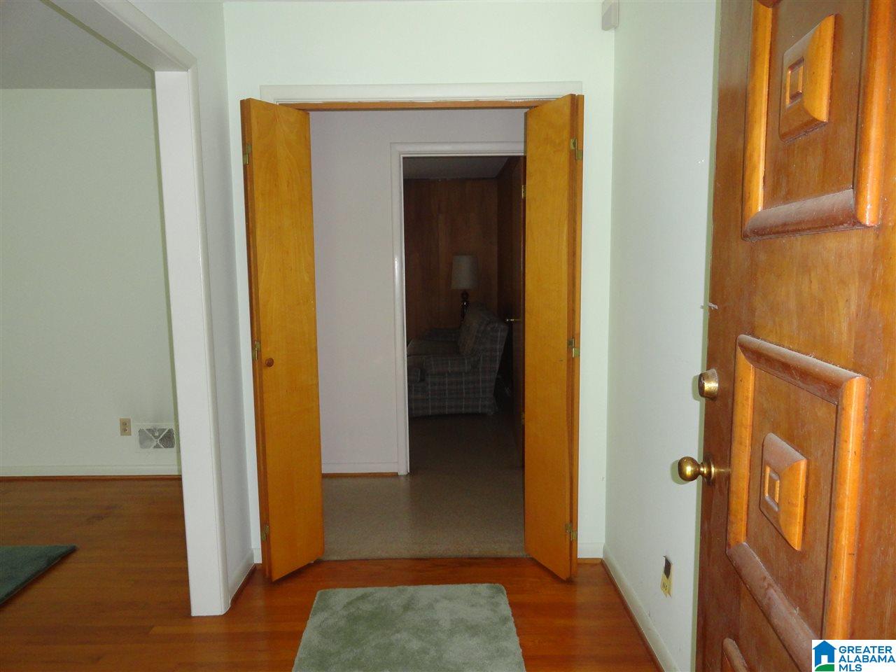 805 Oak Ridge Drive Birmingham, AL 35214 - Photo 3 of 28