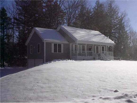 25 Waterman Road Weare, NH 03281 - Photo 1 of 9