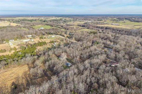 $229,900 | 23921 County Road 5-800M, Lebanon, MO 65536
