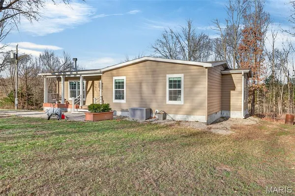 $229,900 | 23921 County Road 5-800M, Lebanon, MO 65536