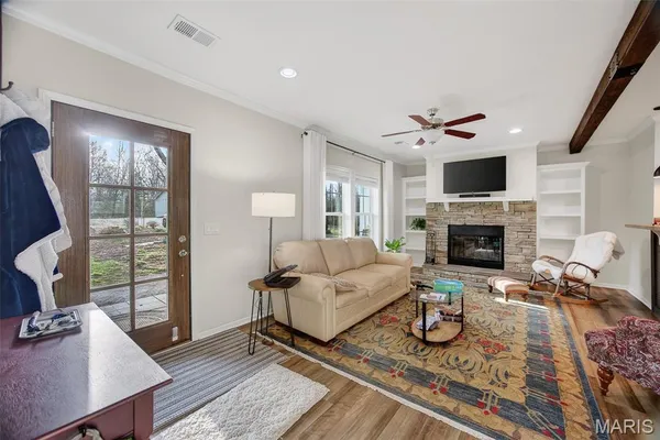 $229,900 | 23921 County Road 5-800M, Lebanon, MO 65536