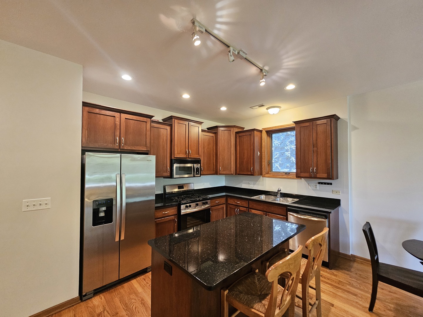 1326 West Grenshaw Street, Unit 2D Chicago, IL 60607 - Photo 5 of 16