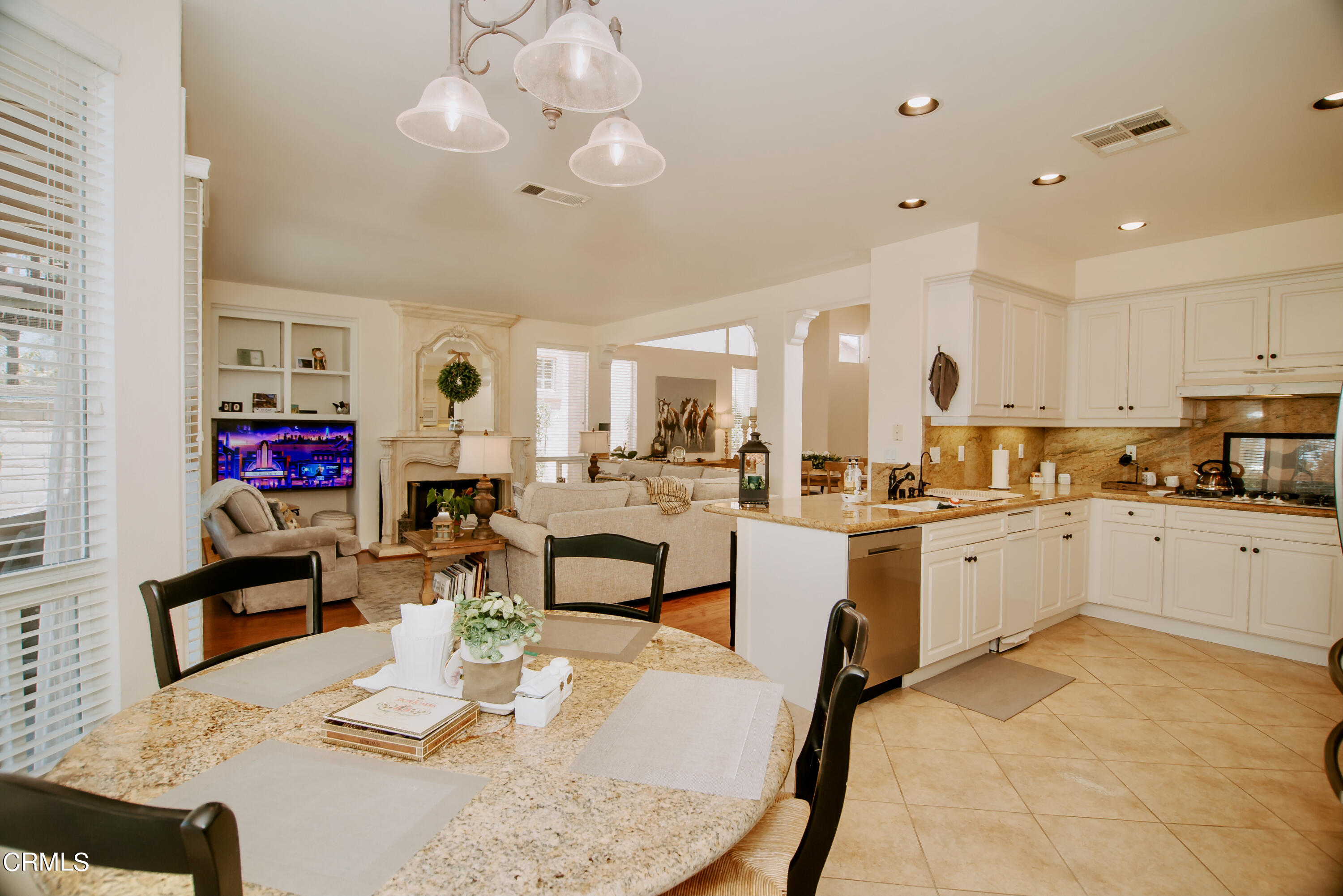 2855 La Plata Drive Camarillo, CA 93010 - Photo 3 of 52 08FB458D-4AF5-4F94-9F35-27F99F5F8F96_1_2