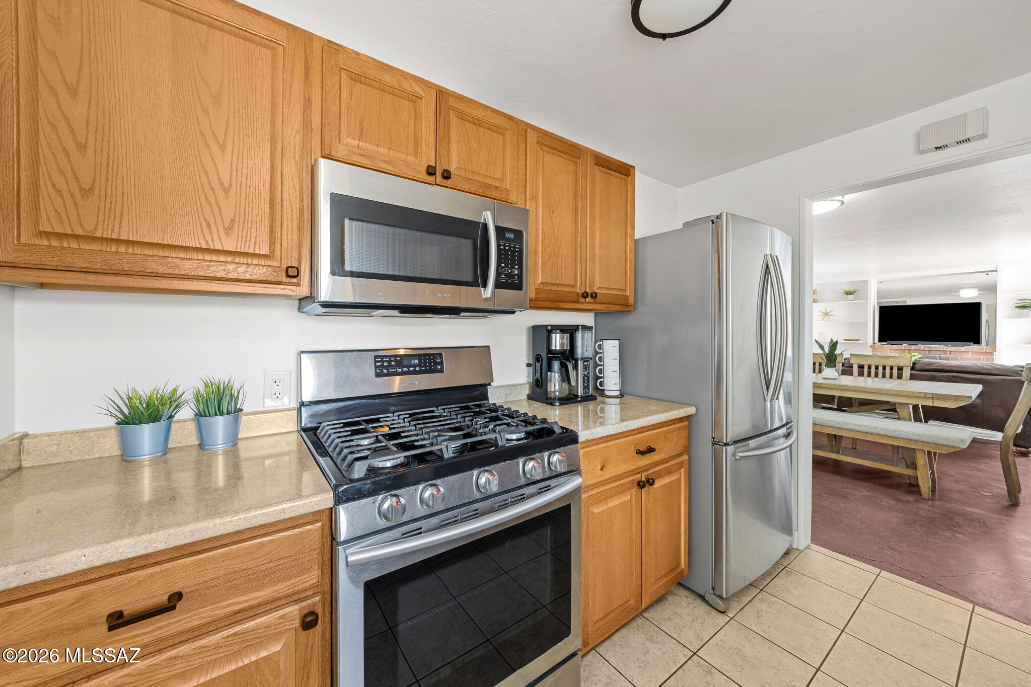 510 South Country Club Road Tucson, AZ 85716 - Photo 9 of 33 Kitchen