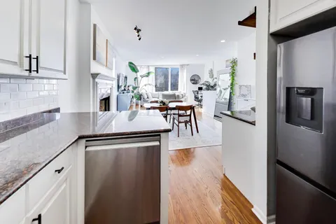 $499,000 | 831 North Hermitage Avenue, Unit 2, Chicago, IL 60622
