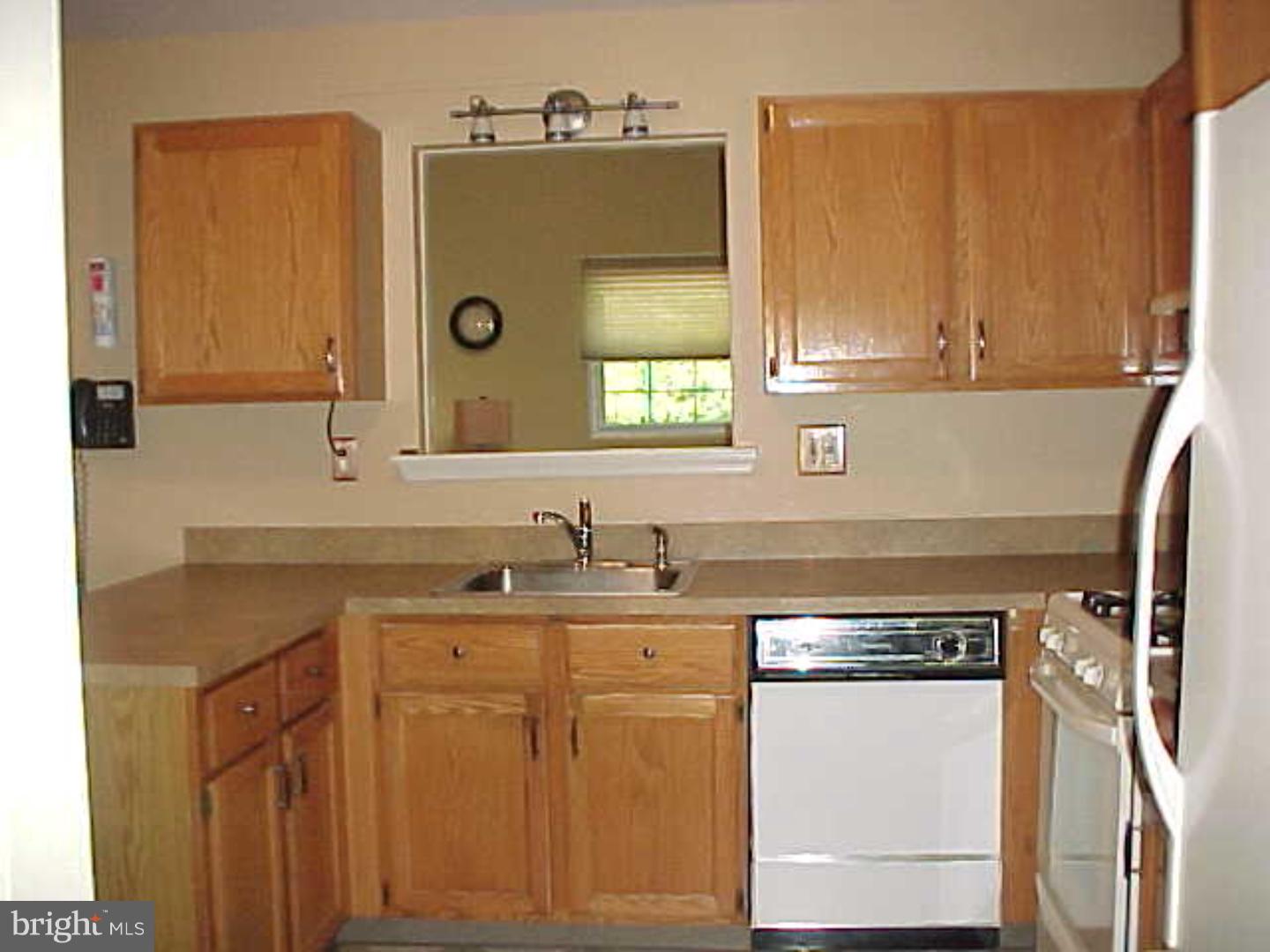 708 Ricks Circle Brookhaven, PA 19015 - Photo 5 of 25 Gallery Image 5