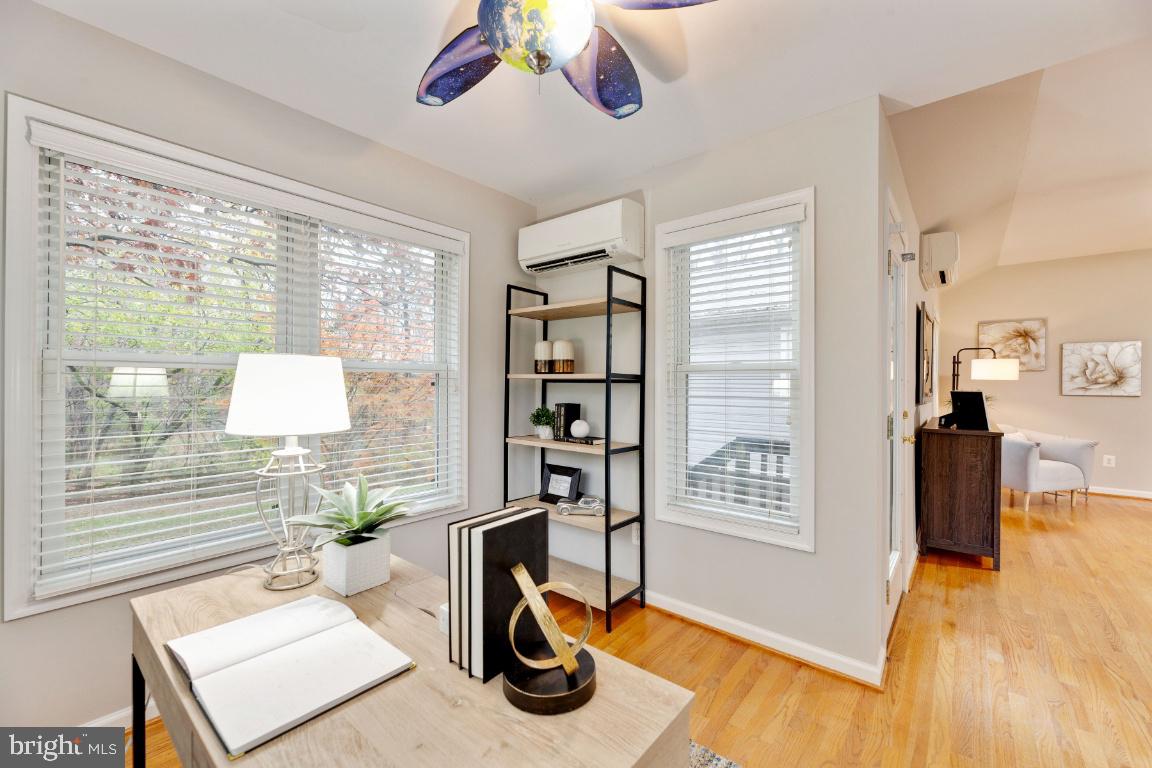 9944 Murnane Street Vienna, VA 22181 - Photo 19 of 42 Home office overlooking nature