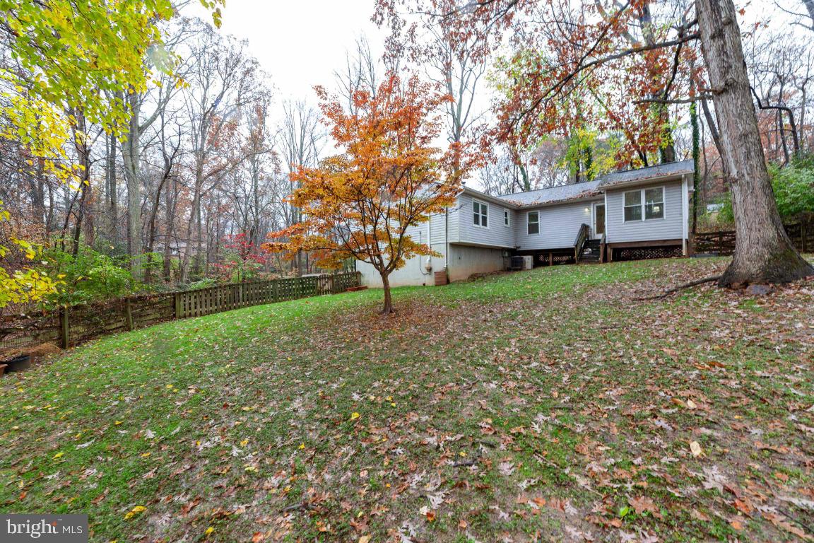 9944 Murnane Street Vienna, VA 22181 - Photo 38 of 42 Large lot and addition at rear of house