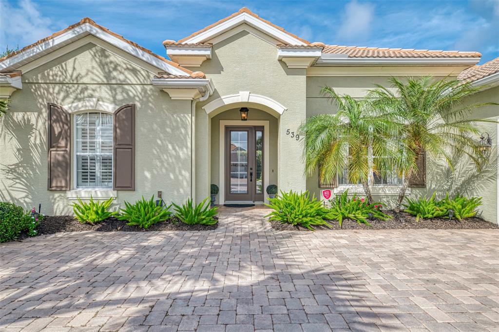 539 Sawgrass Bridge Road Venice, FL 34292 - Photo 5 of 56