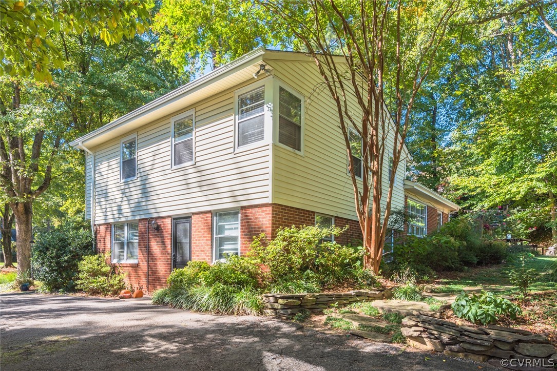 7524 Marilea Road Richmond, VA 23225 - Photo 5 of 49 Gallery Image 5