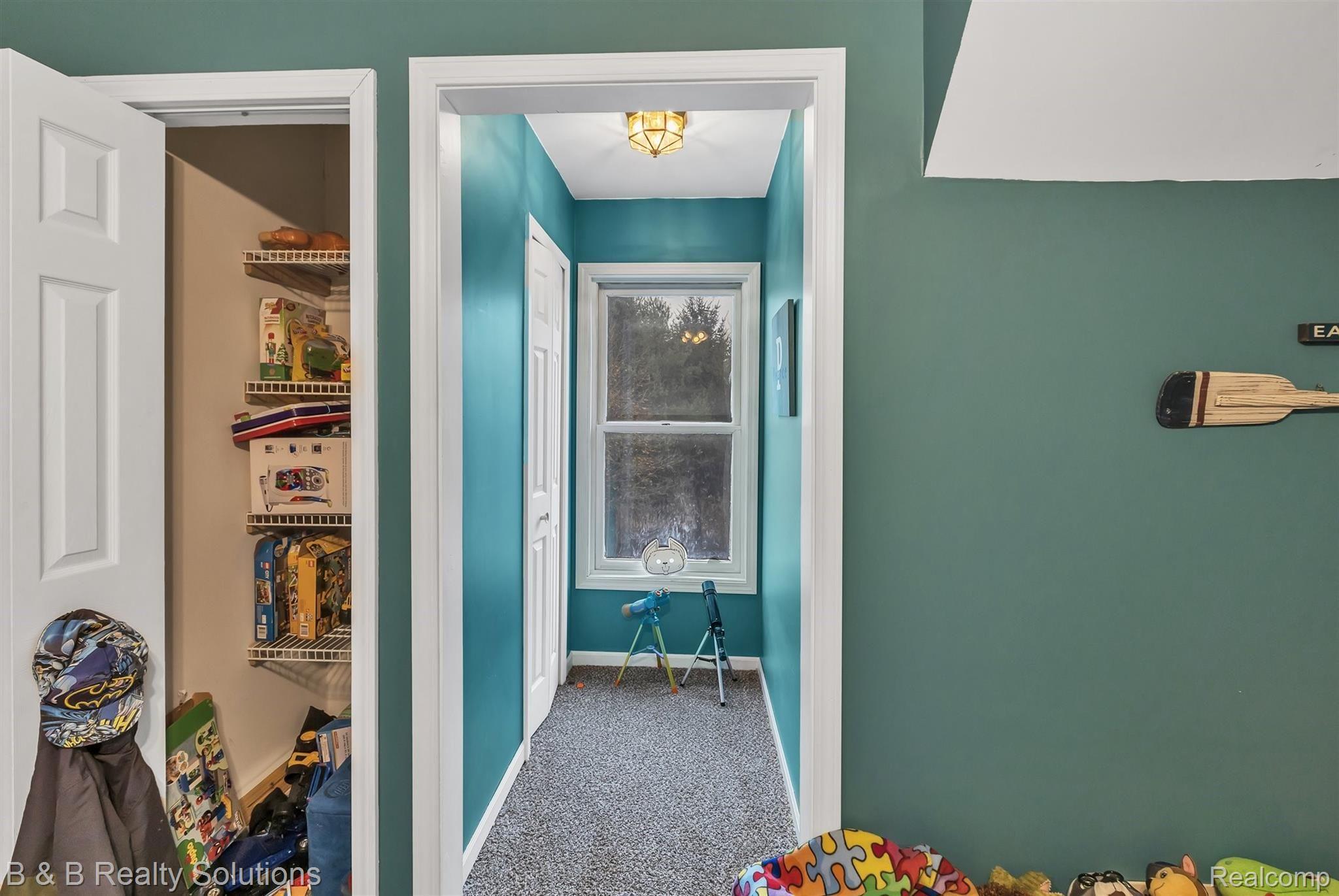 3902 Jefferson Road North Branch, MI 48461 - Photo 30 of 45 31-3902 Jefferson Rd-windowstill-re.jpg