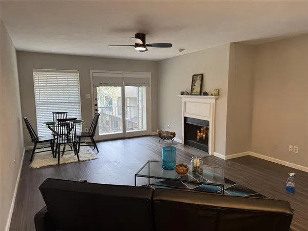 $199,999 | 2535 Wedglea Drive, Unit 224, Dallas, TX 75211