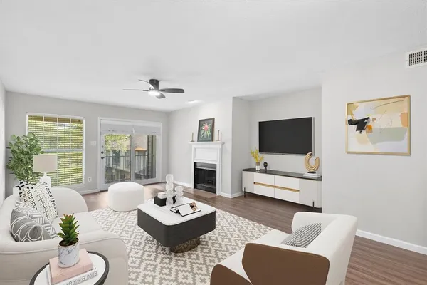 $194,990 | 2535 Wedglea Drive, Unit 224, Dallas, TX 75211