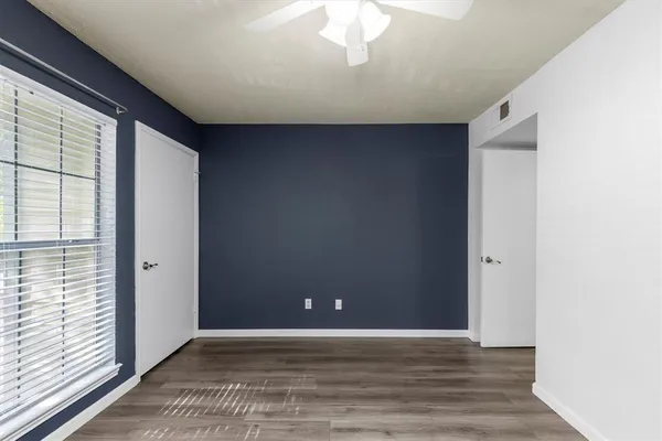 $194,990 | 2535 Wedglea Drive, Unit 224, Dallas, TX 75211