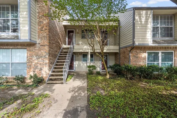 $194,990 | 2535 Wedglea Drive, Unit 224, Dallas, TX 75211