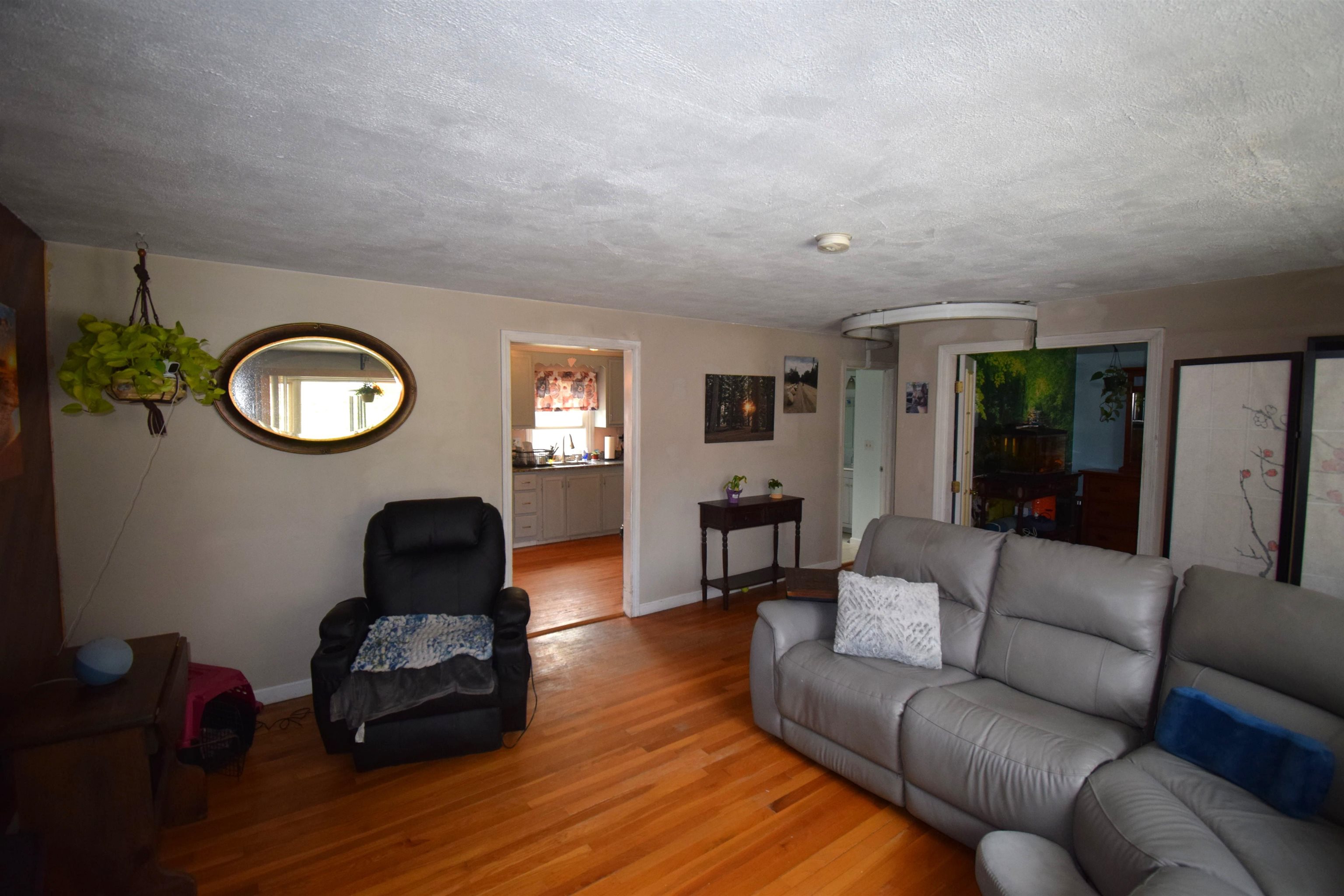 4 Independence Avenue Kingston, NH 03848 - Photo 10 of 43