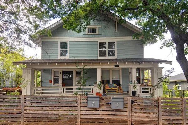$1,350 | 656 May Street, Fort Worth, TX 76104