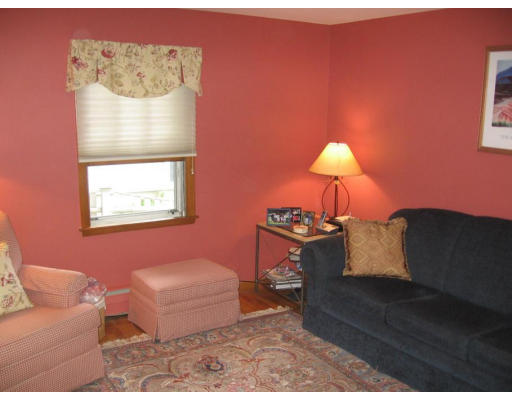 107 Running Brook Road Boston, MA 02132 - Photo 8 of 11 Gallery Image 8
